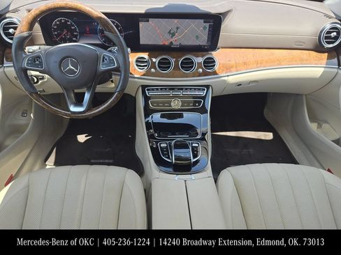 Used 2018 Mercedes-Benz E 300 4MATIC image 21