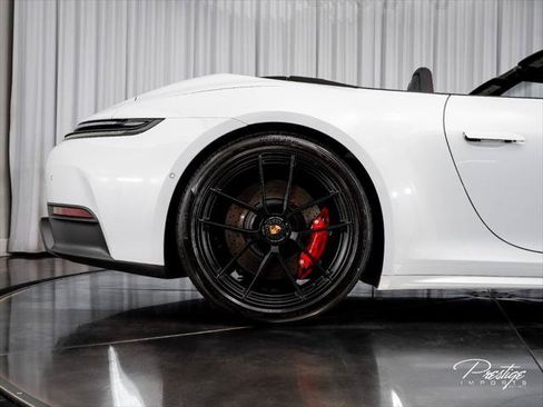 Used 2026 Porsche 911 GTS image 19