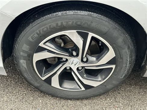 Used 2017 Honda Accord LX image 21