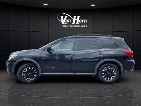 Used 2019 Nissan Pathfinder SL image 5