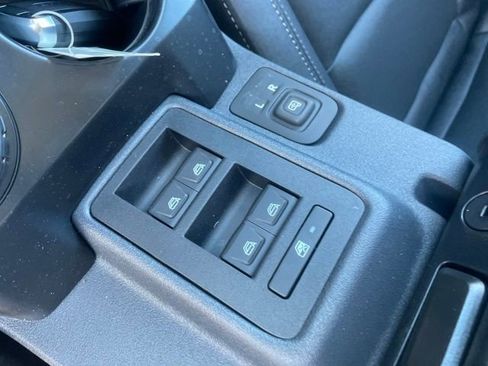 New 2025 Ford Bronco Badlands AWD/4WD image 11