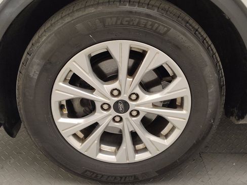 Used 2024 Ford Escape Active w/ Cold Weather Package FWD image 31