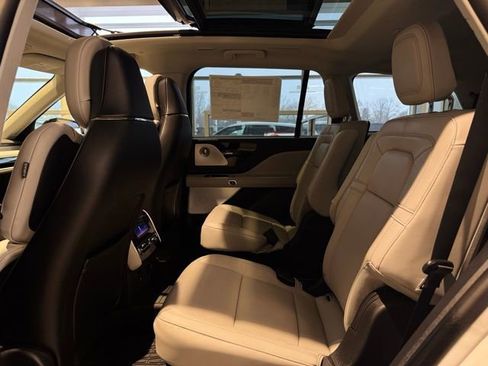 New 2026 Lincoln Aviator Reserve image 21