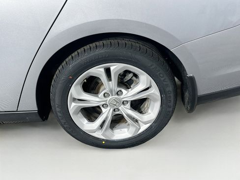 Used 2025 Honda Accord LX image 11