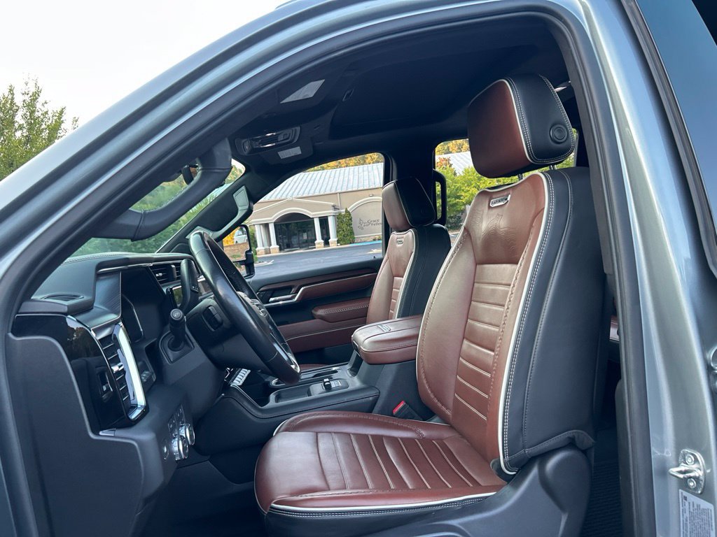 Used 2024 GMC Sierra 3500 Denali Ultimate AWD/4WD image 45