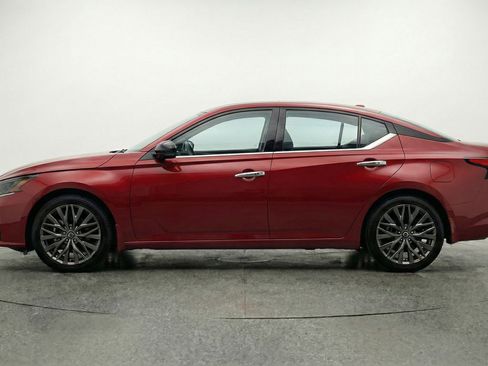 Used 2025 Nissan Altima 2.5 SV image 5