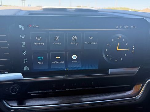 Used 2024 Chevrolet Silverado 3500 LTZ w/ LTZ Convenience Package image 15