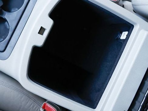 Used 2013 GMC Yukon SLT image 45