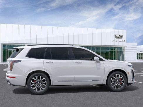New 2025 Cadillac XT6 Sport w/ LPO, Floor Liner Package image 5