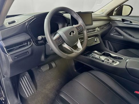 Certified 2026 INFINITI QX60 Luxe w/ Family Package image 11