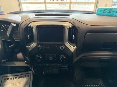 Used 2021 Chevrolet Silverado 1500 LT w/ Z71 Off-Road Package image 22