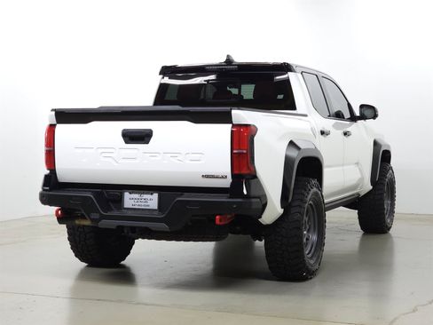 Used 2024 Toyota Tacoma TRD Pro AWD/4WD image 9