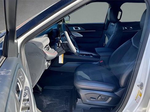 New 2026 Ford Explorer ST w/ Sun And Sound Package image 9
