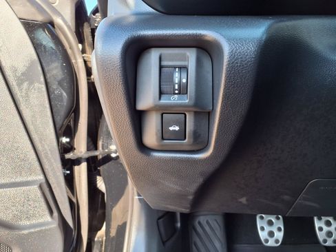 Used 2025 Toyota GR86 Premium w/ ALL Weather Mat Package (TMS) RWD image 22