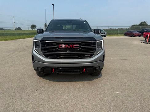 Used 2026 GMC Sierra 1500 AT4 w/ AT4 Premium Package AWD/4WD image 12
