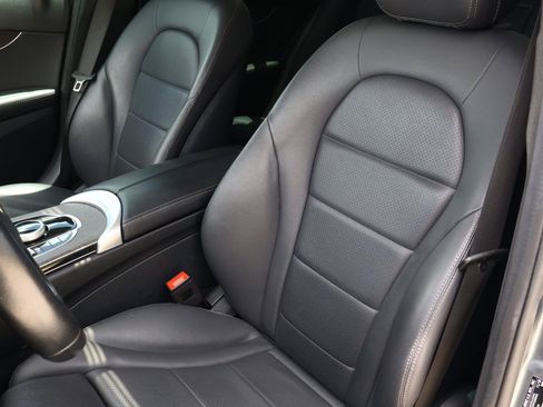 Used 2019 Mercedes-Benz C 300 Sedan w/ Premium Package image 13