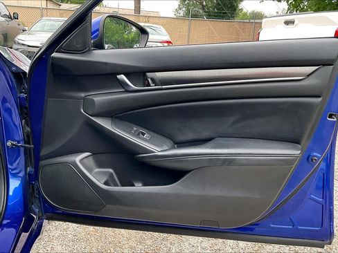 Used 2018 Honda Accord Sport image 22