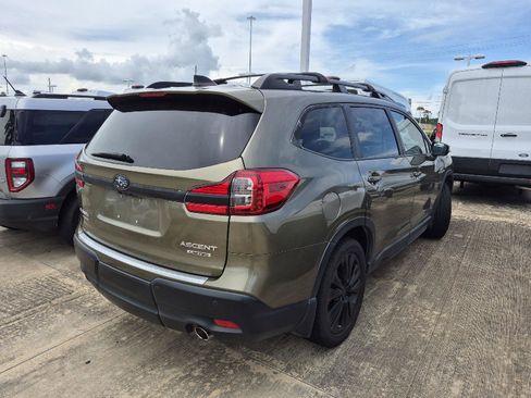 Used 2022 Subaru Ascent Limited w/ Technology Package AWD/4WD image 3