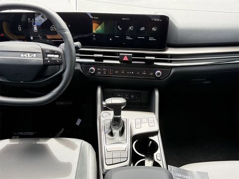 New 2026 Kia Sportage EX w/ EX Panorama Roof Package image 15