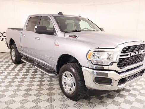 Used 2022 RAM 2500 Big Horn AWD/4WD image 1