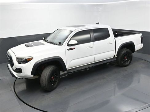 Used 2019 Toyota Tacoma TRD Pro image 40