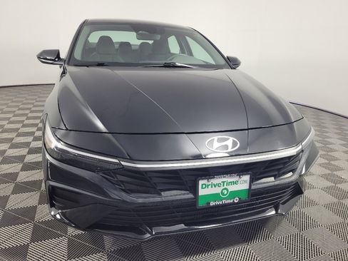Used 2024 Hyundai Elantra SEL image 14