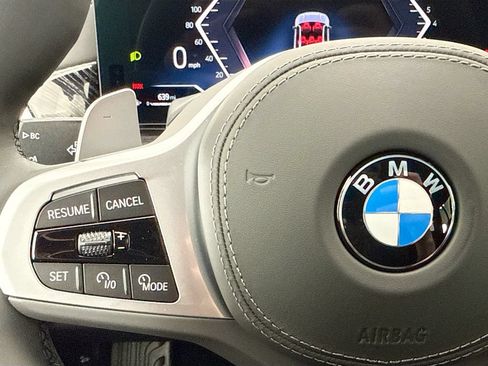 New 2026 BMW X5 xDrive40i w/ M Sport Package AWD/4WD image 11