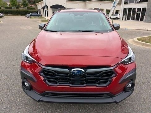 New 2025 Subaru Crosstrek 2.5i Limited w/ Popular Package #3A image 4