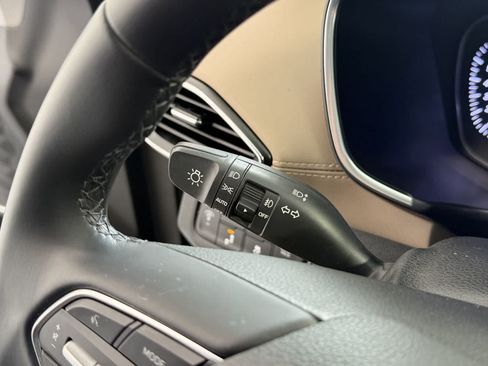 Used 2020 Hyundai Santa Fe SEL w/ Convenience + Premium Package AWD/4WD image 18