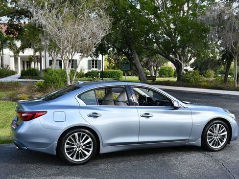 Used 2018 INFINITI Q50 Luxe w/ Sensory Package (Luxe) RWD image 6