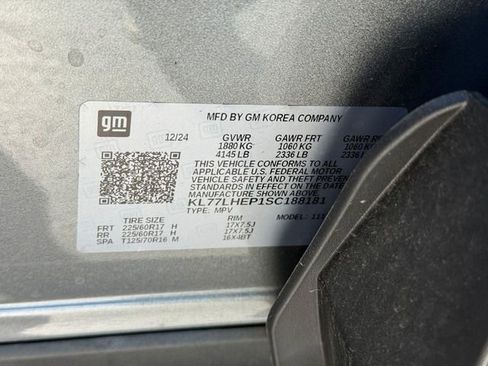 Used 2025 Chevrolet Trax LT w/ Driver Confidence Package image 22