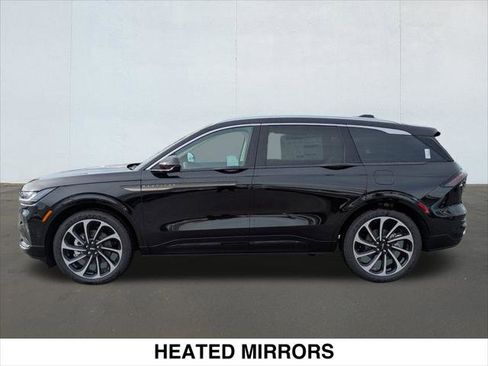 New 2026 Lincoln Nautilus Black Label image 3