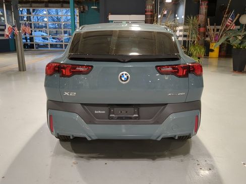 Used 2025 BMW X2 xDrive28i w/ Technology Package image 9
