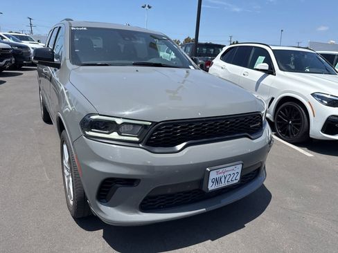 Used 2024 Dodge Durango GT AWD/4WD image 3