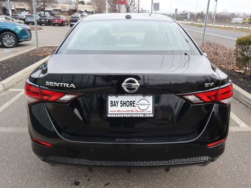 Certified 2022 Nissan Sentra SV w/ All-Weather Package image 7