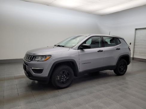 Used 2020 Jeep Compass Sport AWD/4WD image 2