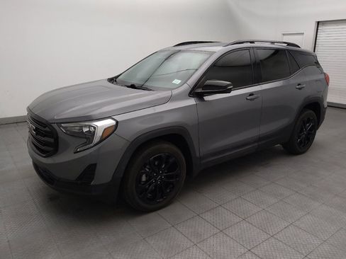 Used 2021 GMC Terrain SLE w/ Elevation Edition AWD/4WD image 2