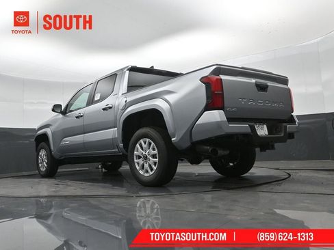 New 2026 Toyota Tacoma SR5 AWD/4WD image 39