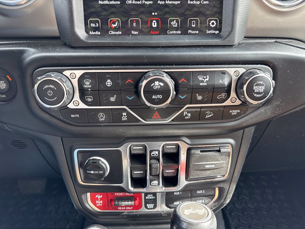 Used 2021 Jeep Wrangler Unlimited Rubicon w/ Dual Top Group AWD/4WD image 14