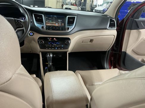 Used 2017 Hyundai Tucson SE Plus image 6