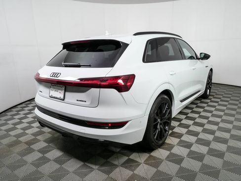 Certified 2023 Audi e-tron Chronos w/ Chronos Package AWD/4WD image 3