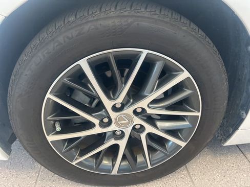 Used 2018 Lexus ES 350 image 39