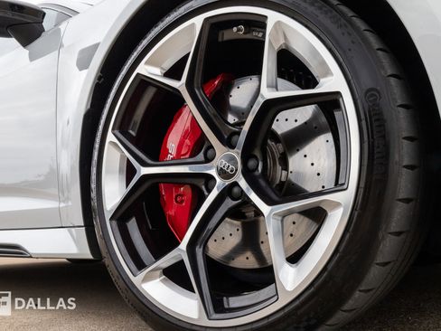 Used 2025 Audi RS 6 performance AWD/4WD image 21
