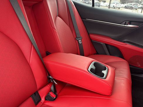 Used 2024 Toyota Camry XSE w/ Navigation Package image 12