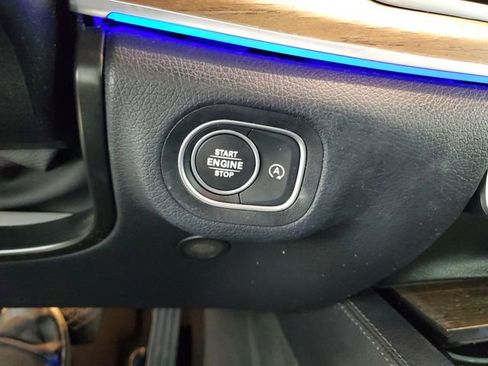Used 2022 Mercedes-Benz GLS 450 4MATIC image 29