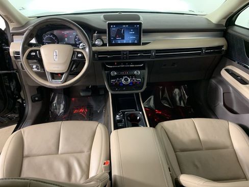 Used 2022 Lincoln Corsair AWD w/ Premium Package image 34