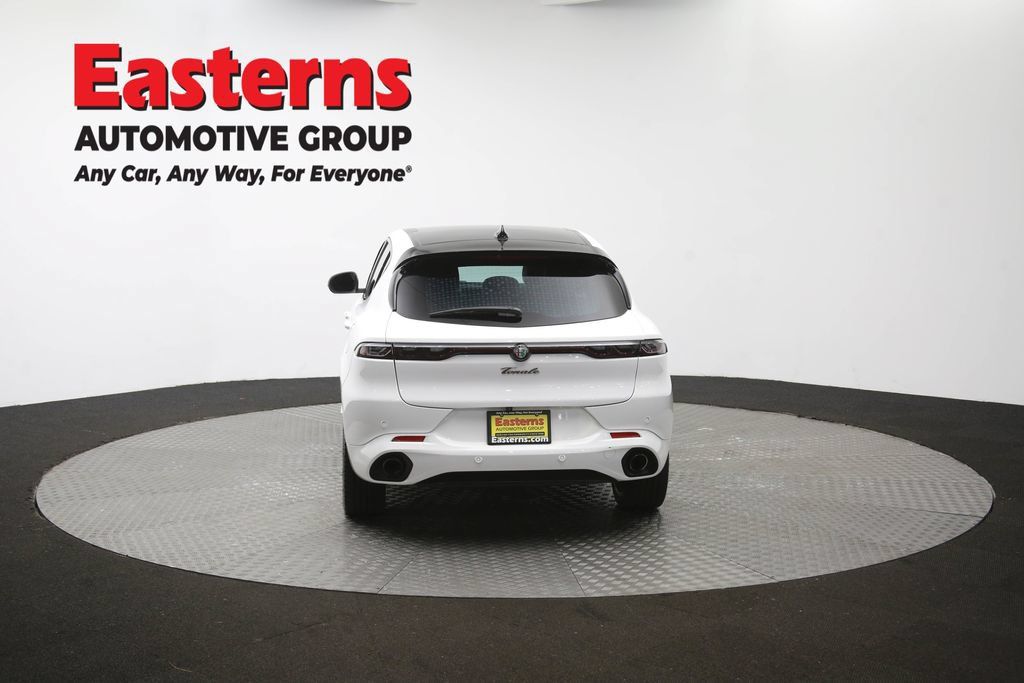 Used 2025 Alfa Romeo Tonale Tributo Italiano AWD/4WD image 38