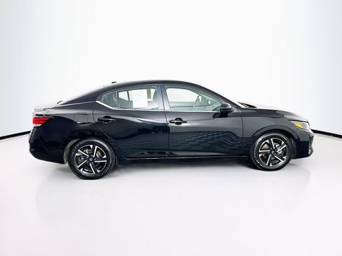 Used 2024 Nissan Sentra SV FWD image 10