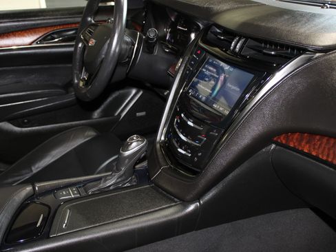 Used 2018 Cadillac CTS Luxury RWD image 34