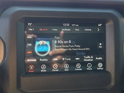 Used 2022 Jeep Gladiator Willys image 21